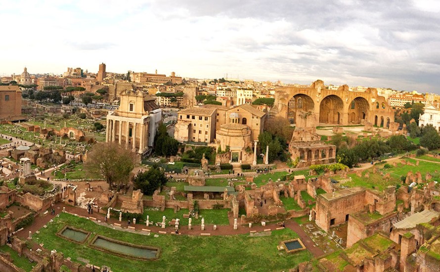 Visit to Roman Forum in Rome