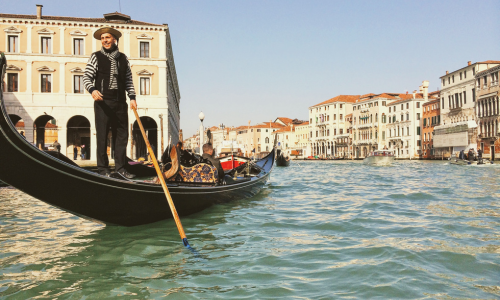 Venice Gondola Tours: A Photographer’s Paradise in 2023